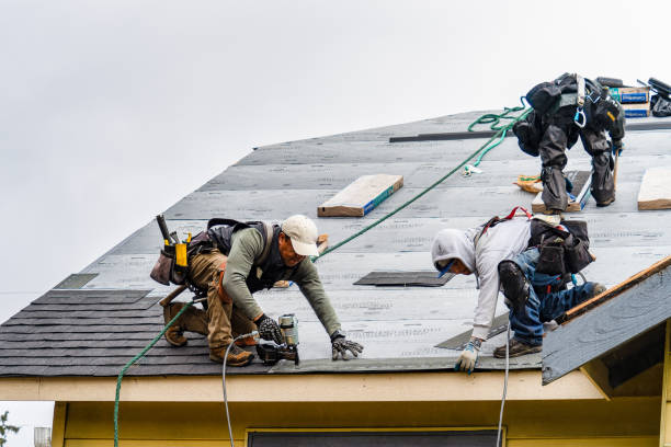 Professional Gutter Installation technician working in Bedford, VA